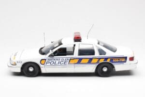 Chevrolet Caprice Watkins Glen Policja UT Models 1:18 21028 Metal — zdjęcie 3 z 6