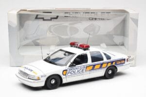 Chevrolet Caprice Watkins Glen Policja UT Models 1:18 21028 Metal — zdjęcie 6 z 6