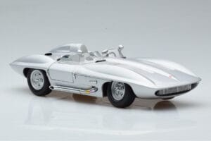 Chevrolet Corvette C1 Stingray Concept AUTOart 1:18 71000 Metal — zdjęcie 6 z 8