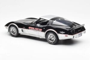 Chevrolet Corvette C3 Pace Car Indianapolis 500 1978 UT Models 1:18 21070 Metal — zdjęcie 5 z 6