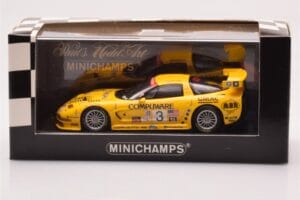 Chevrolet Corvette C5R #3 O. Gavin / J. O'Connell / R. Fellows Sebring 12 Hours 2003 Minichamps 1:43 400031403 Metal — zdjęcie 4 z 4