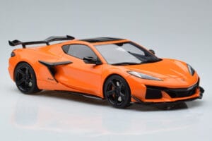 Chevrolet Corvette C8 Z06 Pomarańczowy GT Spirit 1:18 GT417 Żywica — zdjęcie 4 z 6