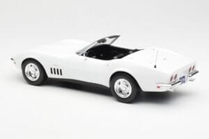 Chevrolet Corvette C3 Kabriolet Can-Am Biały Norev 1:18 189038 Metal — zdjęcie 5 z 6
