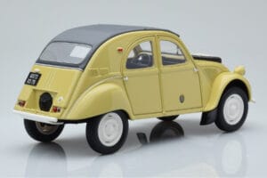 Citroen 2CV Sahara Żółty Otto 1:18 OT1027 Żywica — zdjęcie 2 z 6