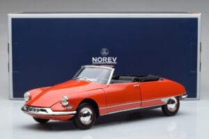 Citroen DS19 Kabriolet Norev 1:18 181599 Metal — zdjęcie 7 z 7