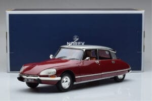 Citroen DS23 Pallas Czerwony Norev 1:18 181720 Metal — zdjęcie 7 z 7