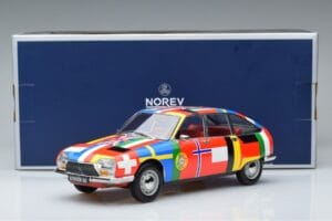 Citroen GS Drapeaux Norev 1:18 181667 Metal — zdjęcie 6 z 6