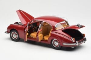 Daimler 250 V8 Czerwony Paragon 1:18 PA-98312 Metal — zdjęcie 5 z 8