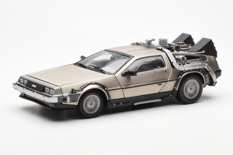 DeLorean DMC-12 Time Machine Back to the Future Srebrny Sun Star 1:18 2711 Metal