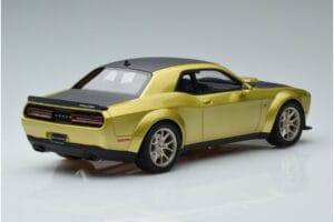Dodge Challenger R/T Scat Pack Widebody 50. Rocznica GT Spirit 1:18 GT411 Żywica — zdjęcie 2 z 6