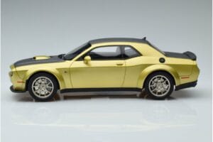 Dodge Challenger R/T Scat Pack Widebody 50. Rocznica GT Spirit 1:18 GT411 Żywica — zdjęcie 3 z 6