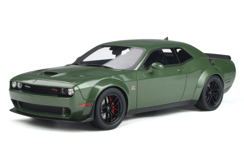 Dodge Challenger R/T SCAT Pack Widebody Zielony GT Spirit 1:18 GT815 Żywica