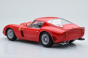 Ferrari 250 GTO Czerwony Kyosho 1:18 08438R Metal — zdjęcie 7 z 10