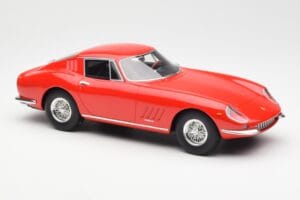 Ferrari 275 GTB Czerwony CMR 1:18 CMR033 Metal — zdjęcie 4 z 6
