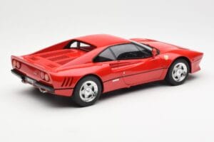 Ferrari 288 GTO Czerwony GT Spirit 1:18 GT288 Żywica — zdjęcie 2 z 6