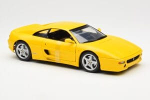 Ferrari F355 Berlinetta Żółty UT Models 1:18 180074021 Metal — zdjęcie 4 z 6