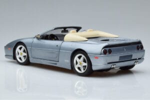 Ferrari F355 Spider Hot Wheels 1:18 23907 Metal — zdjęcie 6 z 7