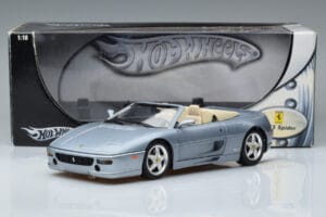Ferrari F355 Spider Hot Wheels 1:18 23907 Metal — zdjęcie 7 z 7