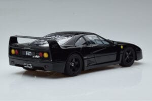 Ferrari F40 Lightweight Czarny Kyosho 1:18 08412BK Metal — zdjęcie 3 z 12