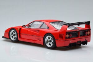 Ferrari F40 LM Czerwony GT Spirit 1:18 GT388 Żywica — zdjęcie 5 z 6