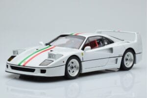 Ferrari F40 Perłowy Biały Italy Kyosho 1:18 08416PWT-G Metal