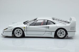 Ferrari F40 Perłowy Biały Kyosho 1:18 08416PW-G Metal — zdjęcie 4 z 8