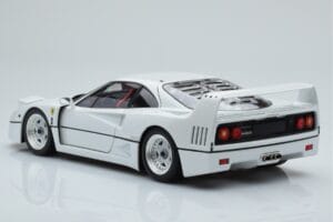 Ferrari F40 Perłowy Biały Kyosho 1:18 08416PW-G Metal — zdjęcie 7 z 8