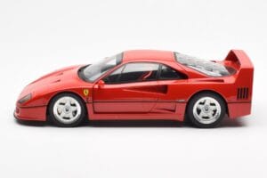 Ferrari F40 Czerwony GT Spirit 1:18 GT291 Żywica — zdjęcie 2 z 5