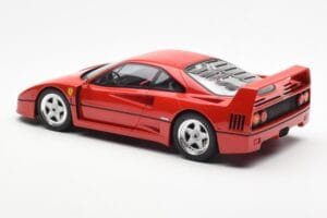 Ferrari F40 Czerwony GT Spirit 1:18 GT291 Żywica — zdjęcie 3 z 5