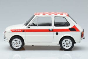 Fiat 126 Abarth Biały MCG 1:18 MCG18325 Metal — zdjęcie 3 z 6