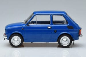 Fiat 126P Niebieski MCG 1:18 MCG18324 Metal — zdjęcie 3 z 6