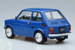 Fiat 126P Niebieski MCG 1:18 MCG18324 Metal — zdjęcie 5 z 6