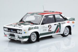 Fiat 131 Abarth Alitalia #2 W. Röhrl / C. Geistdörfer Rally Monte Carlo 1978 Kyosho 1:18 08376G Metal