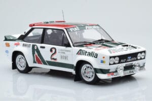 Fiat 131 Abarth Alitalia #2 W. Röhrl / C. Geistdörfer Rally Monte Carlo 1978 Kyosho 1:18 08376G Metal — zdjęcie 6 z 10