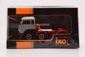Fiat 690 T1 Biały IXO 1:43 TR176 Metal — zdjęcie 4 z 4