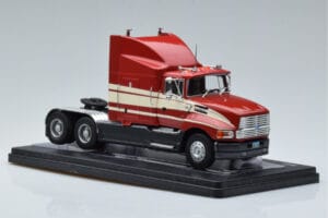 Ford Aeromax Czerwony IXO 1:43 TR108 Metal — zdjęcie 4 z 6