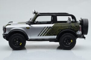 Ford Bronco RTR Iconic Srebrny GT Spirit 1:18 GT404 Żywica — zdjęcie 3 z 6