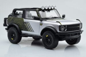 Ford Bronco RTR Iconic Srebrny GT Spirit 1:18 GT404 Żywica — zdjęcie 4 z 6