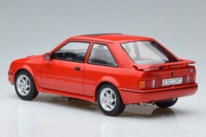 Ford Escort Mk4 RS Turbo S Czerwony MCG 1:18 MCG18273 Metal — zdjęcie 5 z 6