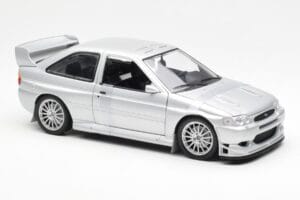 Ford Escort RS Cosworth Wersja Drogowa Srebrny UT Models 1:18 22706 Metal — zdjęcie 6 z 6