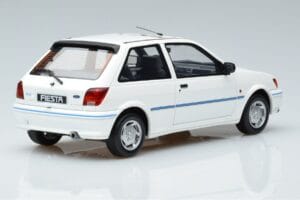 Ford Fiesta Mk3 XR2i Otto 1:18 OT967 Żywica — zdjęcie 2 z 6
