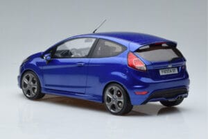 Ford Fiesta ST Mk7 Niebieski Otto 1:18 OT403 Żywica — zdjęcie 5 z 6