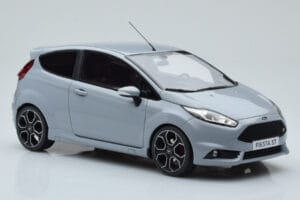 Ford Fiesta ST2000 Szary Otto 1:18 OT985 Żywica — zdjęcie 4 z 6