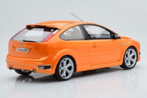 Ford Focus Mk2 ST 2.5 Electric Pomarańczowy Otto 1:18 OT961 Żywica — zdjęcie 2 z 6