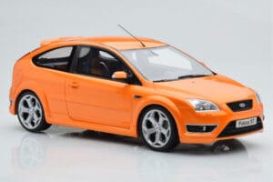 Ford Focus Mk2 ST 2.5 Electric Pomarańczowy Otto 1:18 OT961 Żywica — zdjęcie 4 z 6