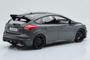 Ford Focus RS Mk3 Stealth Szary Otto 1:18 OT779 Żywica — zdjęcie 2 z 6