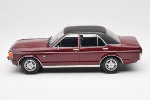 Ford Granada Mk1 Metaliczny Ciemny Czerwony Matowy Czarny MCG 1:18 MCG18393 Metal — zdjęcie 3 z 6