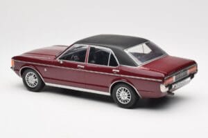 Ford Granada Mk1 Metaliczny Ciemny Czerwony Matowy Czarny MCG 1:18 MCG18393 Metal — zdjęcie 5 z 6