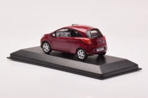 Ford Ka Mk2 Fioletowy Minichamps 1:43 433088202 Metal — zdjęcie 3 z 4