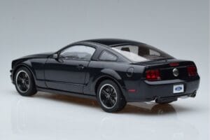 Ford Mustang GT S197 Bullitt AUTOart 1:18 73067 Metal — zdjęcie 6 z 7